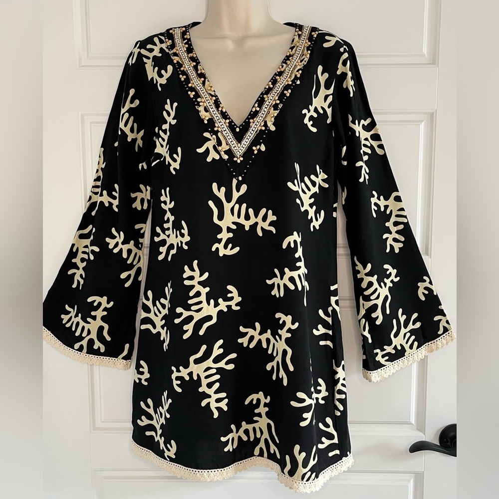 Skemo Tunic Mini Dress Cover Up Beaded V Neck Cream Black Coral Design Sz M Boho